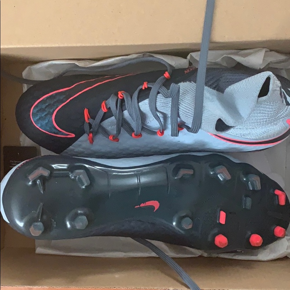 Nike Hypervenom III soccer cleats